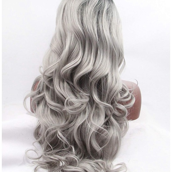 ?Luca GREY OMBRÉ 22” LACEFRONT CELEB WIG *NWT* main image 4